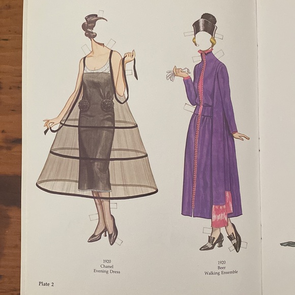 Vintage paper doll book uncut Great Fashion Designs of the 20’s Tom Tierney 1983 - Picture 5 of 16